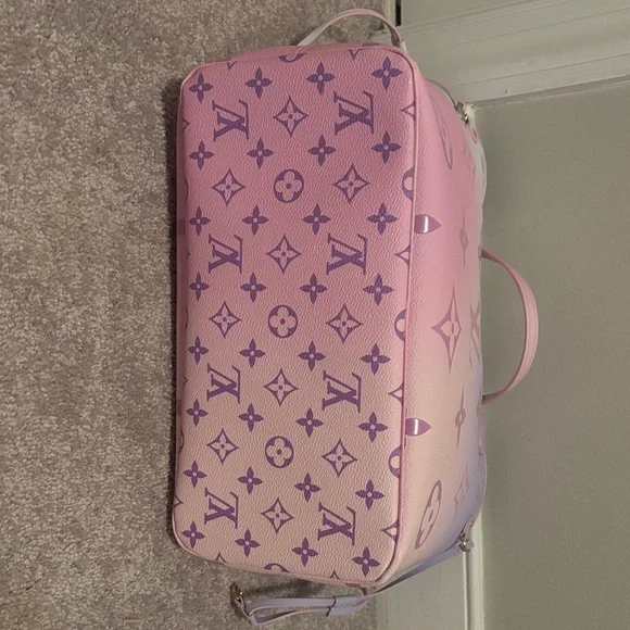 Louis Vuitton Pastel Pink and Purple Tote Bag sunrise Pastel Neverfull MM New - Picture 5 of 9